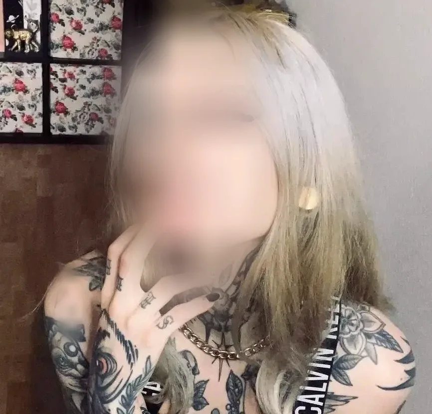 Ida, 21