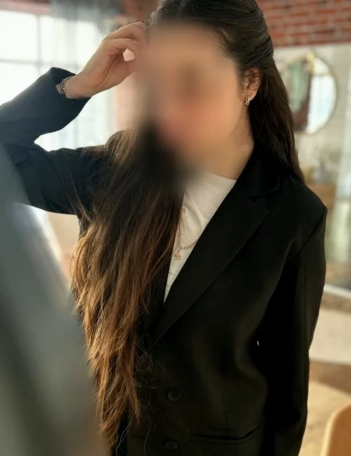 Lotta, 21